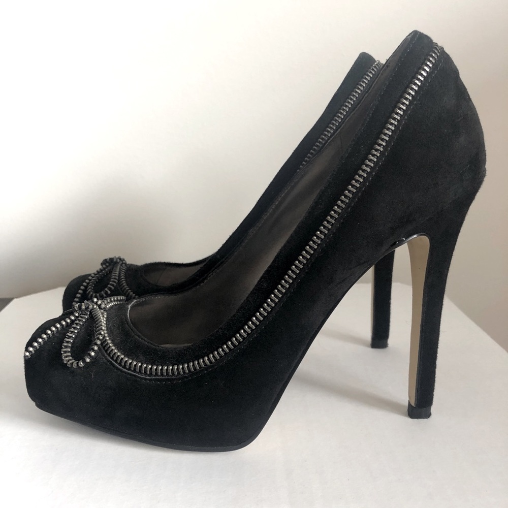 Guess Black Suede Pumps Heels Zipper Bow Detail